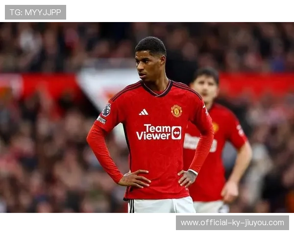 拉什福德在巴萨爆发引发热议，曼联球迷意见两极分化，拉什福德参加欧洲杯了吗